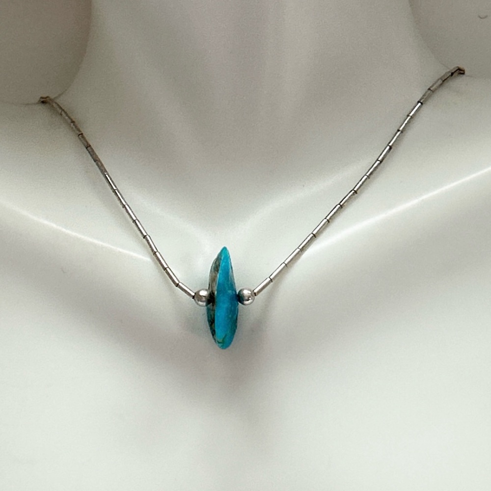 Vintage Southwestern Turquoise Nugget Liquid Sterling Silver Necklace
